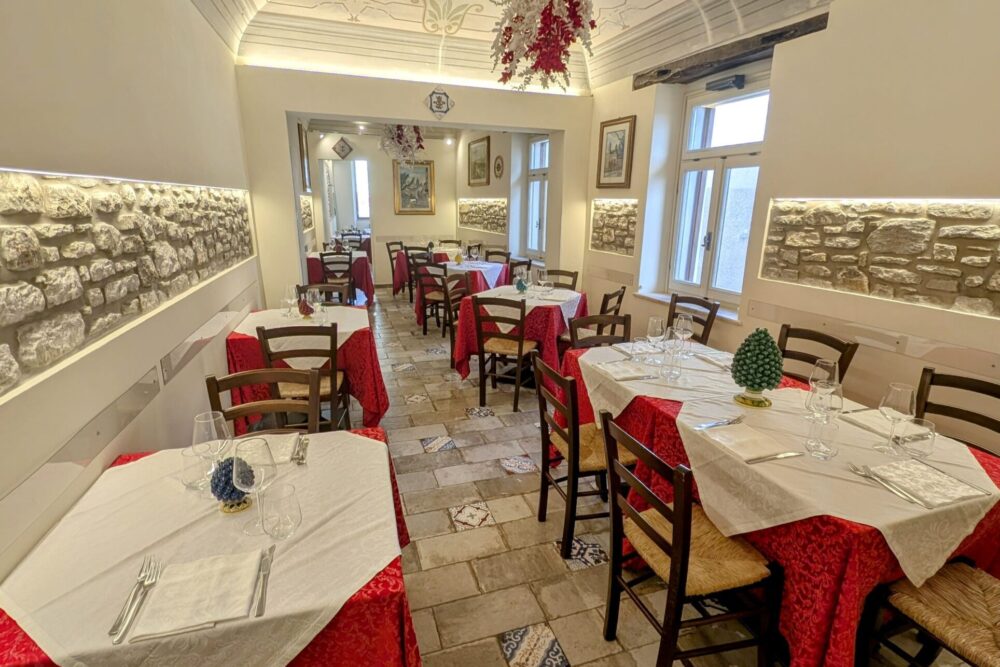 osteria-di-venere-dettaglio-sala